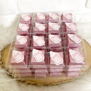 Pembe Biberon Kurdaleli Dekorlu Çikolata