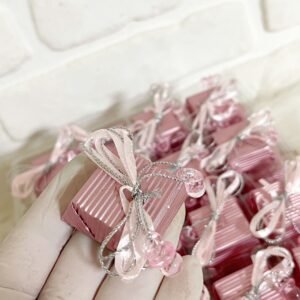 Pembe Kurdele Emzikli Dekorlu Çikolata