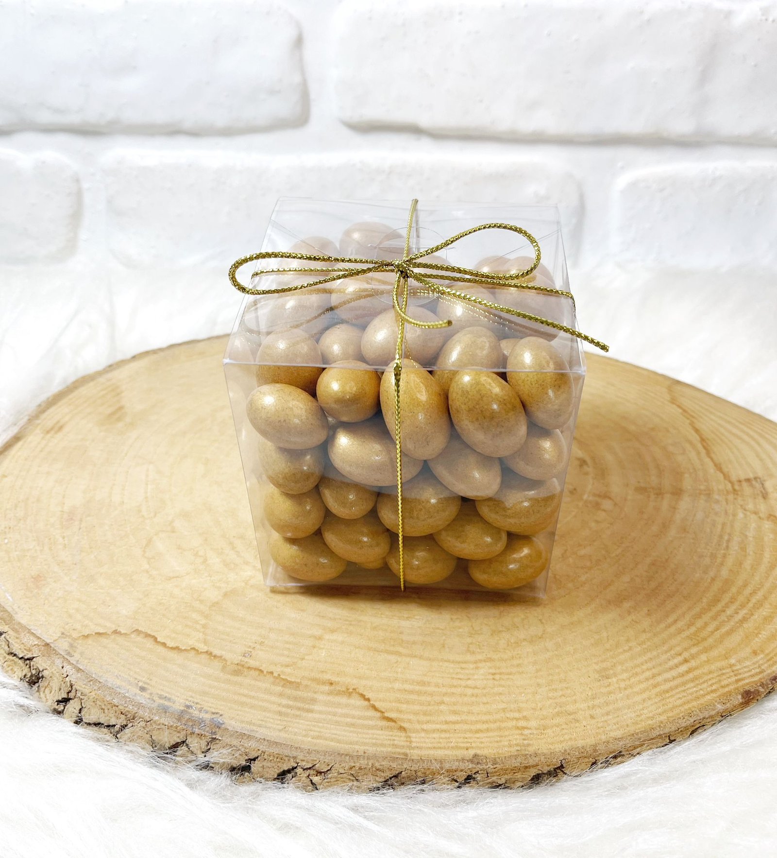 600 Gram Gold Renk Çikolatalı Badem Draje