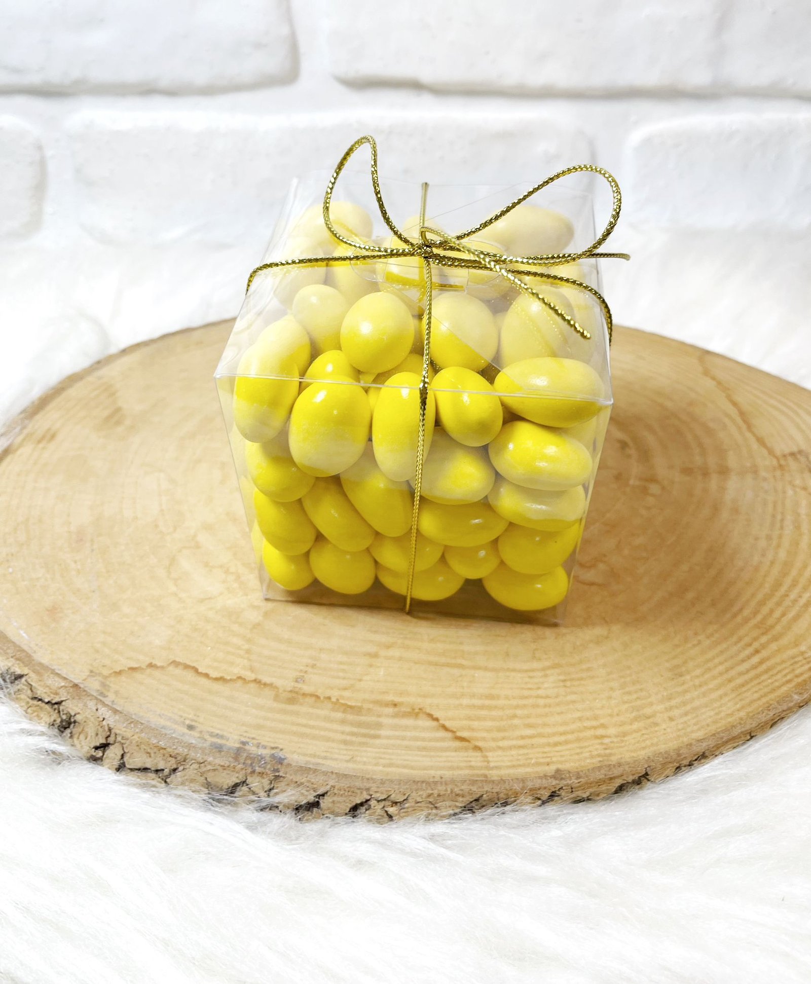 600 Gram Sarı Renk Çikolatalı Badem Draje - Görsel 3