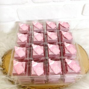 Pembe Biberon Dekorlu Çikolata