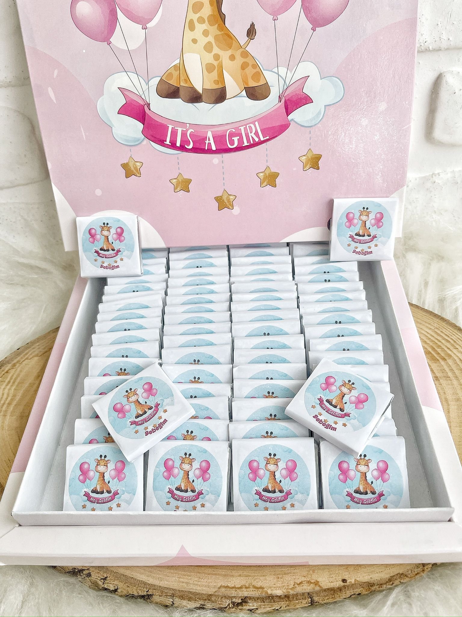 100 Adet Hoşgeldin Bebeğim Kız Bebek It’s a Girl Karton Kutulu Hediyelik Madlen Çikolata - Görsel 4