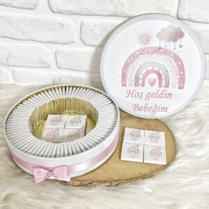 50 Adet Hoşgeldin Bebeğim Kız Bebek Pembe Gökkuşağı Temalı Kutulu Hediyelik Madlen Çikolata