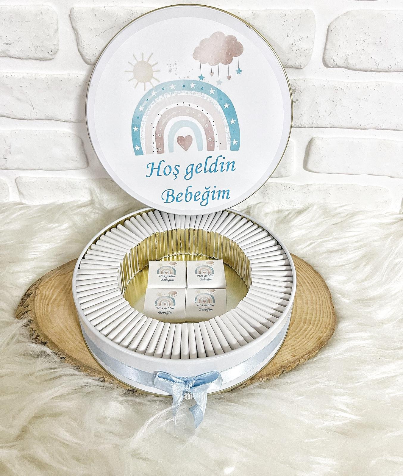 50 Adet Hoşgeldin Bebeğim Erkek Bebek Mavi Gökkuşağı Temalı Kutulu Hediyelik Madlen Çikolata - Görsel 6