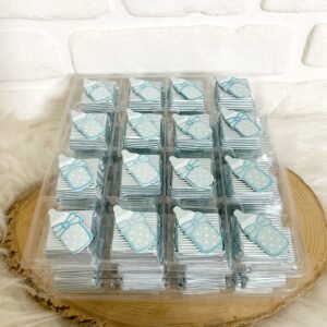 Mavi Biberon Dekorlu Çikolata