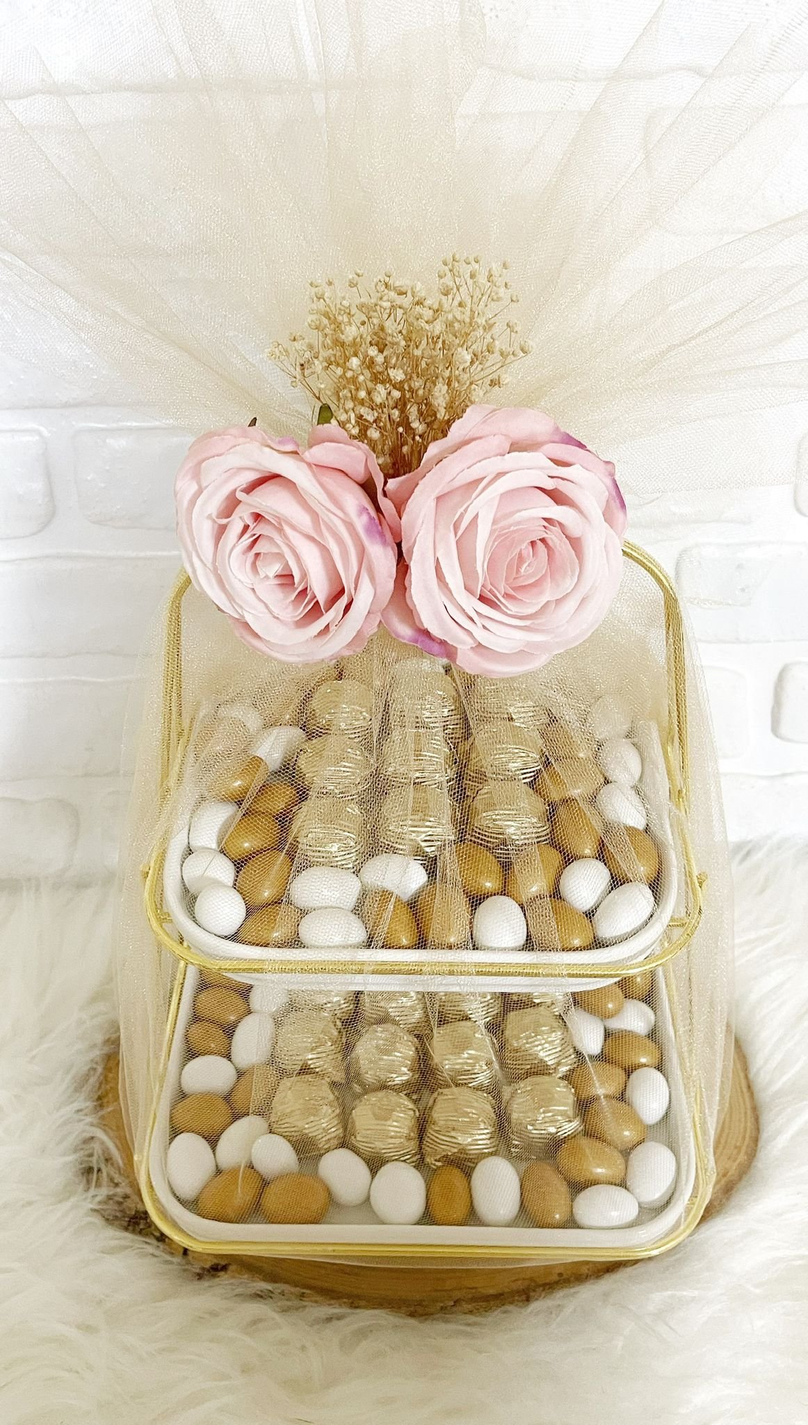 Tüllü Süslenmiş Pembe Güllü 2 Katlı Sunumlukta Nişan-Kız İsteme-Söz Çikolatası - Görsel 5