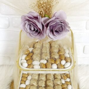 Tüllü Süslenmiş Lila Güllü 2 Katlı Sunumlukta Nişan-Kız İsteme-Söz Çikolatası