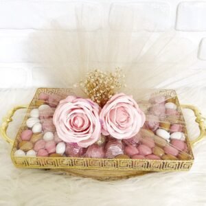 Tüllü Süslenmiş Pembe Güllü Aynalı Tepside Nişan-Kız İsteme-Söz Çikolatası