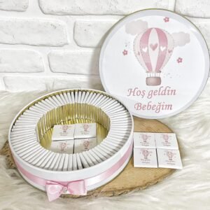 100 Adet Hoşgeldin Bebeğim Kız Bebek Pembe Uçan Balon Temalı Kutulu Hediyelik  Madlen Çikolata