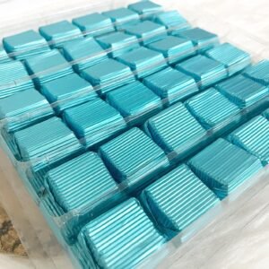 Koyu Mavi Oluklu Kalın Madlen Çikolata