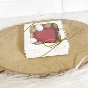 Kutulu Kalpli-Drajeli Karışık Hediyelik Çikolata Kutusu