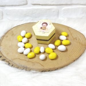 3 Boyutlu Özel Kutuda Arı Bal Peteği Temalı Sarı-Beyaz Drajeli Doğum-Doğumgünü Hediyeliği