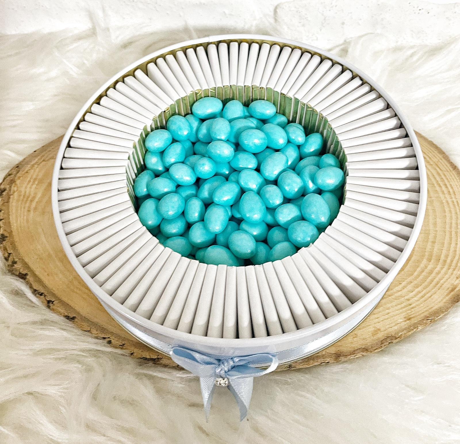 100 Adet+200 Gr Drajeli Hoşgeldin Bebeğim Erkek Bebek Mavi Gökkuşağı Temalı Kutulu Hediyelik Madlen Çikolata - Görsel 5