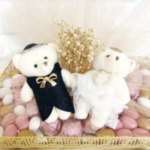 Tüllü Süslenmiş Gelin-Damat Ayıcıklı Aynalı Tepside Nişan-Kız İsteme-Söz Çikolatası