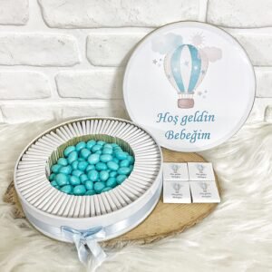 100 Adet+200 Gr Drajeli Hoşgeldin Bebeğim Erkek Bebek Mavi Uçan Balon Temalı Kutulu Hediyelik  Madlen Çikolata