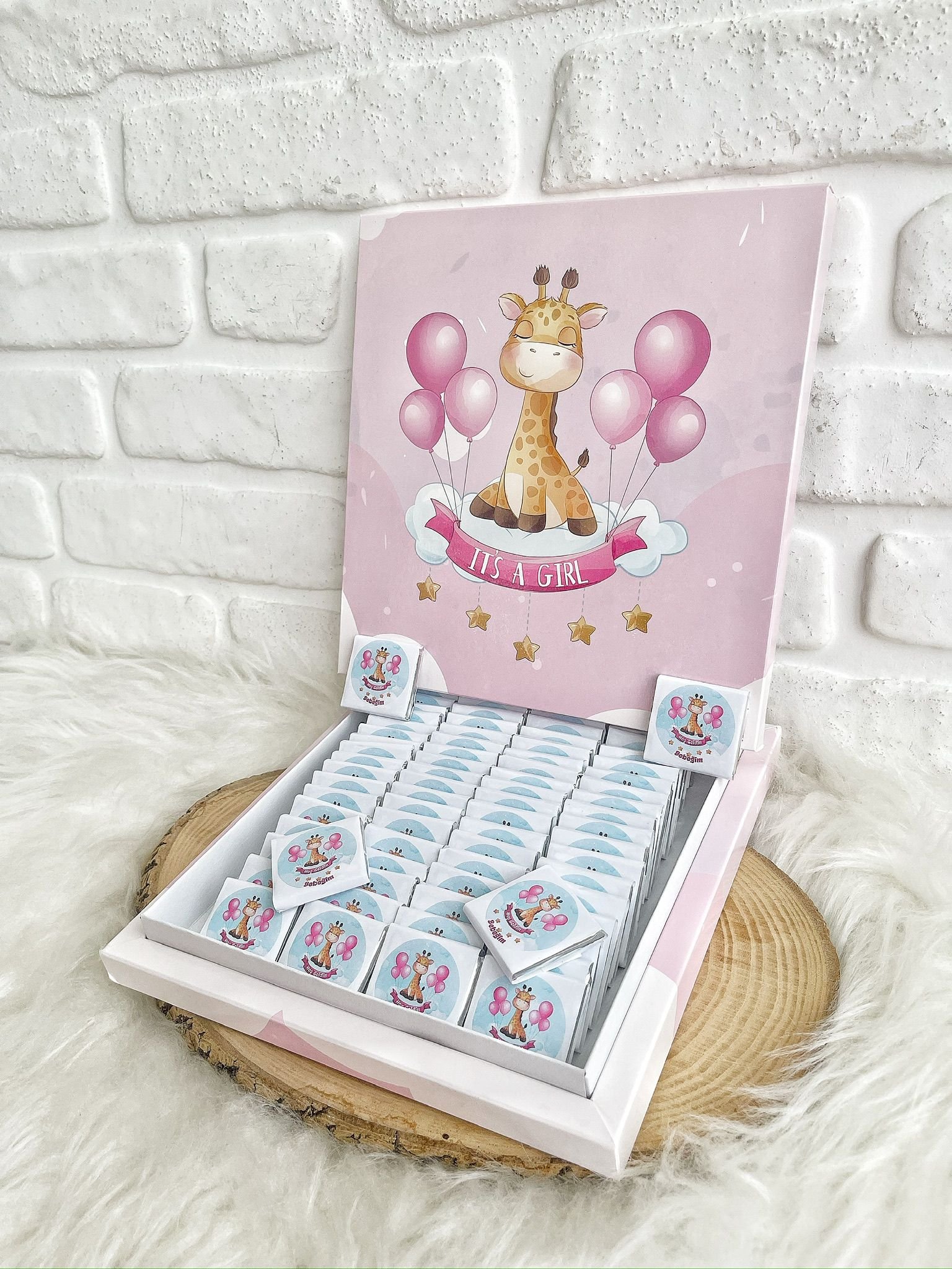 100 Adet Hoşgeldin Bebeğim Kız Bebek It’s a Girl Karton Kutulu Hediyelik Madlen Çikolata