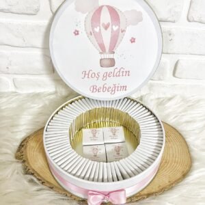 50 Adet Hoşgeldin Bebeğim Kız Bebek Pembe Uçan Balon Temalı Kutulu Hediyelik Madlen Çikolata